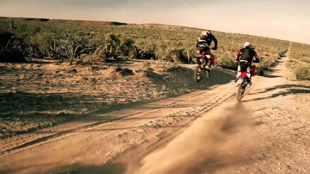 Dirt bike tours in Todos Santos with Omega Tours