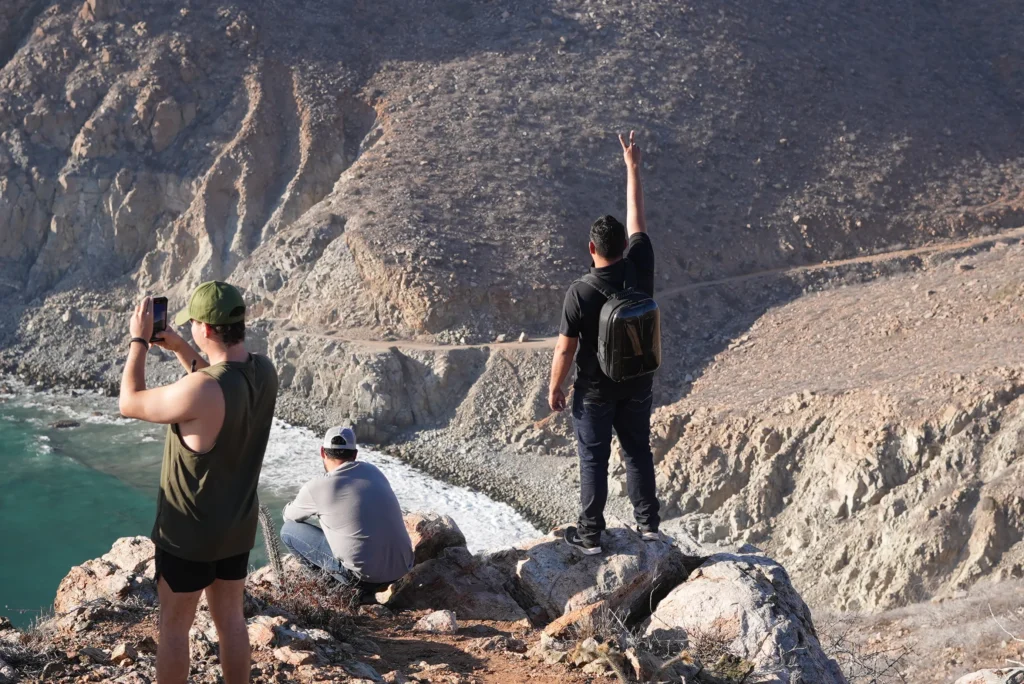 Cliff hike in Todos Santos with Omega Tours