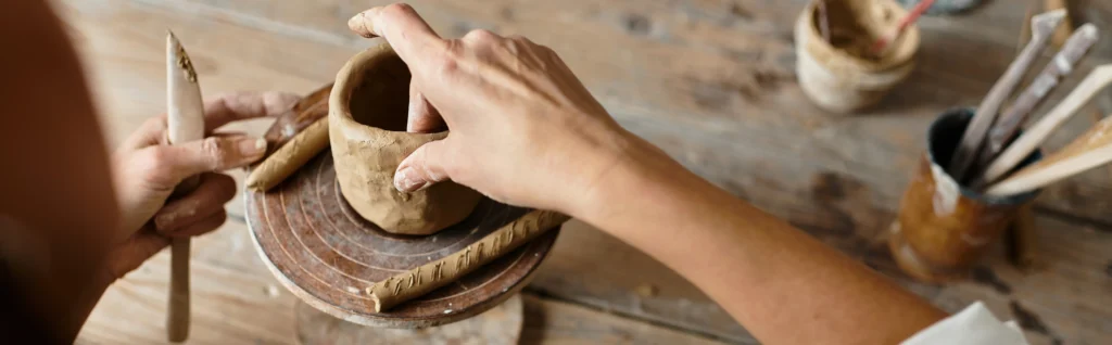 cLAY GRAOUNDING 4
